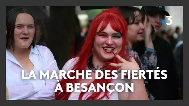 La marche des fiertés à Besançon