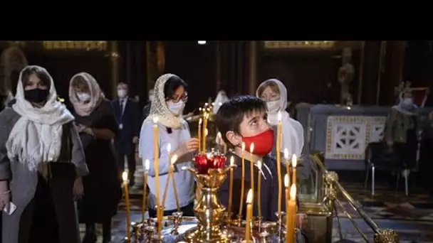 Le Noël orthodoxe célébré à travers toute la Russie en mode Covid-19
