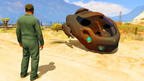 JE TROUVE UNE VOITURE ABANDONÉE VENANT DU FUTUR SUR GTA 5 !