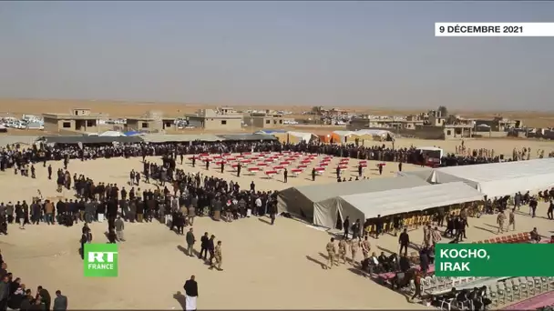 Irak : les Yézidis enterrent 41 victimes de Daesh, exhumées de fosses communes