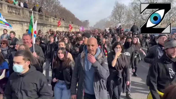 [Zap Net] "Ça va péter !" : après le 49-3, des milliers de personnes à la Concorde... (16/03/23)