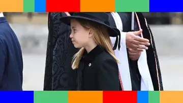 Obsèques d'Elizabeth II : cette discrète oeillade entre Charlotte et Harry qui en dit long