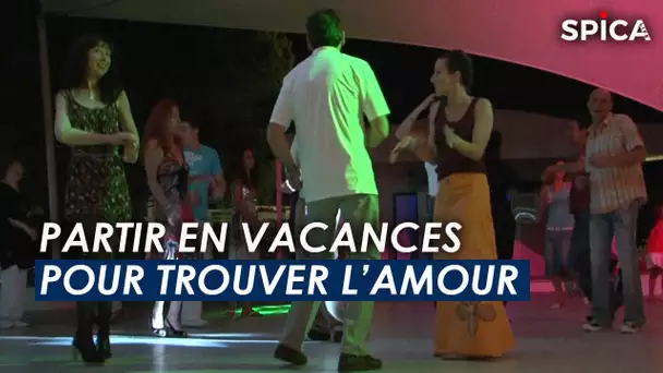 Ils partent en vacances pour trouver l&#039;amour