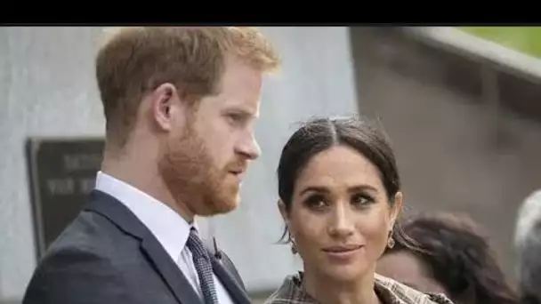 Le roi et la reine écarteront Harry et Meghan dans l'humiliation du couronnement