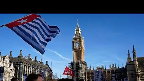 Contre la flambée du coût de la vie, des manifestants défilent au Royaume-Uni