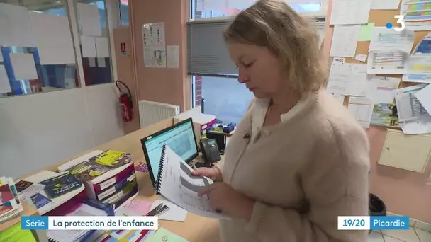 Protection de l'enfance : l'assistante sociale, espace de parole essentiel pour les enfants