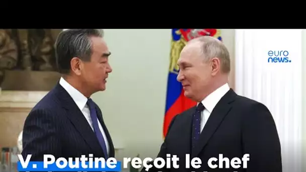 Vladimir Poutine reçoit le chef de la diplomatie chinoise au Kremlin