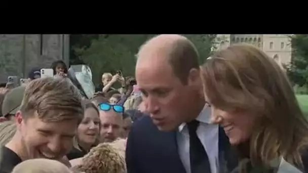 Le geste touchant de Kate alors que le prince William fait adorablement des grimaces à bébé dans la
