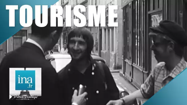 1964 : L'avis des touristes sur Paris | Archive INA