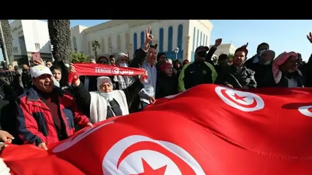 Tunisie : le président étend son pouvoir sur le système judiciaire, des milliers de...