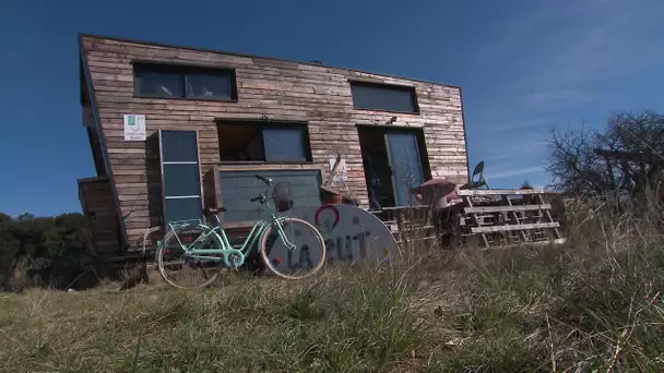 Ad'oc : le macondo, un tiers lieu où se construit des tiny house écologiques