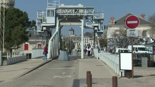 Le pont du Gabut encore en panne à La Rochelle