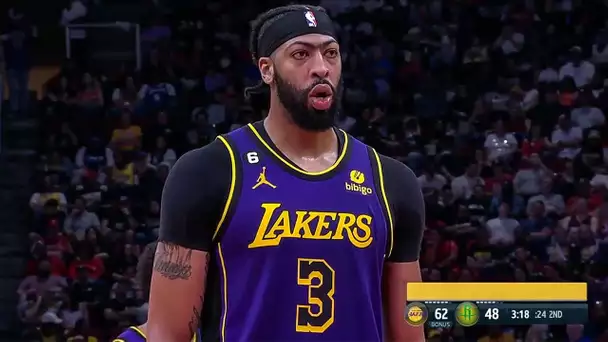 Anthony Davis Drops 27 POINTS In The 1ST HALF! | April 2, 2023