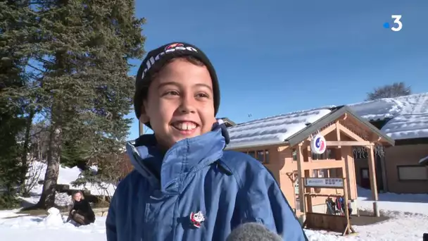 La Féclaz : faute de remontées mécaniques, les vacanciers jettent leur dévolu sur le ski nordique