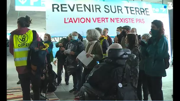 TOULOUSE : UNE MARCHE CONTRE LE TRAFIC AERIEN