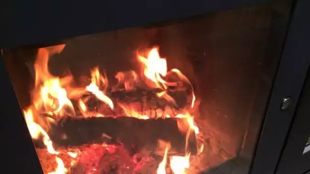 Comment bien allumer son feu de bois : l'allumage « Inversé »
