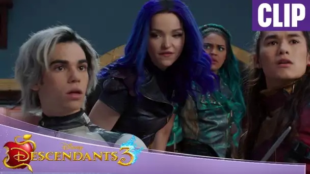 Descendants 3 - Chanson : Night Falls