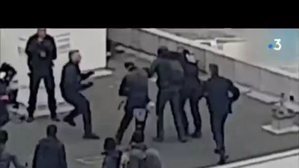 Des policiers filmés en train de frapper des migrants au cours d’une évacuation à Bagnolet