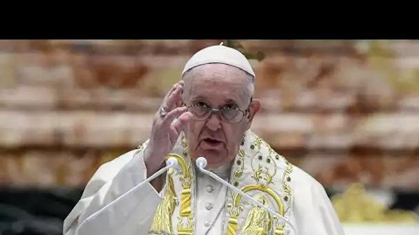Messe de Pâques : le pape demande de "cesser le fracas des armes" et de partager les vaccins