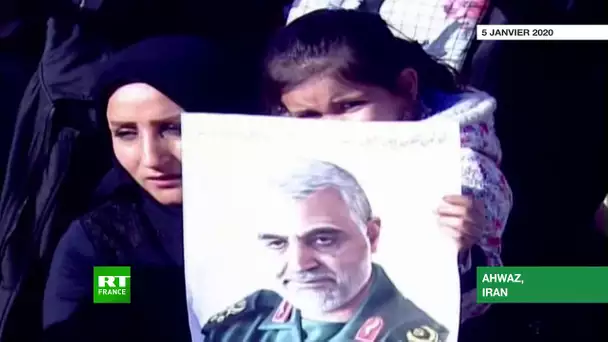 Le corps du général Soleimani arrive à Ahwaz, en Iran, pour la cérémonie d'hommages