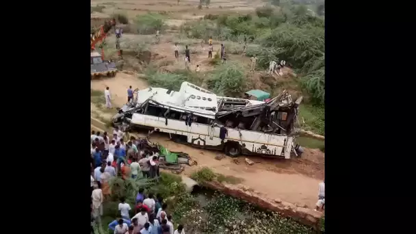 Un autocar fait une chute de plus de 12 mètres en Inde, au moins 29 personnes sont mortes