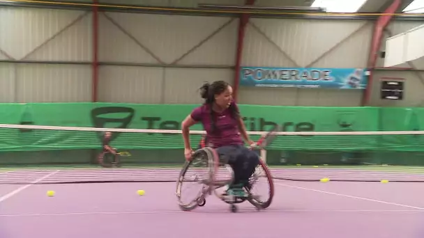 Faire du Tennis-fauteuil avec la championne Pauline Helouin à Ronchin