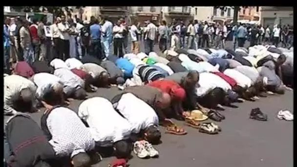 [Manifestation à la mémoire de Mohamed Bey Bachir à Perpignan]