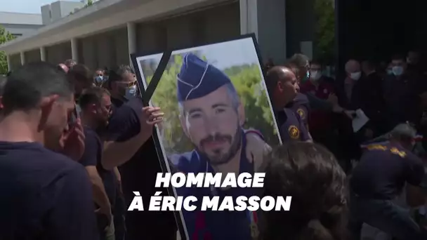 À Avignon, en mémoire d'Éric Masson, rassemblement ému et minute de silence