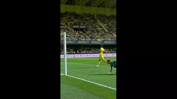 Gol de AKIEME, golpea primero la UD Almería 👊 #shorts