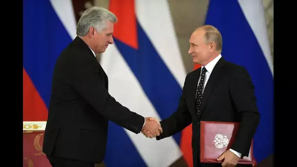 Vladimir Poutine rencontre Miguel Diaz-Canel Bermudez à Moscou