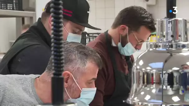 Annecy : des restaurateurs solidaires confectionnent 2000 repas pour le personnel hospitalier