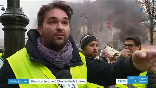 Gilets jaunes. A Charleville, le mouvement persiste et la tension monte d&#039;un cran