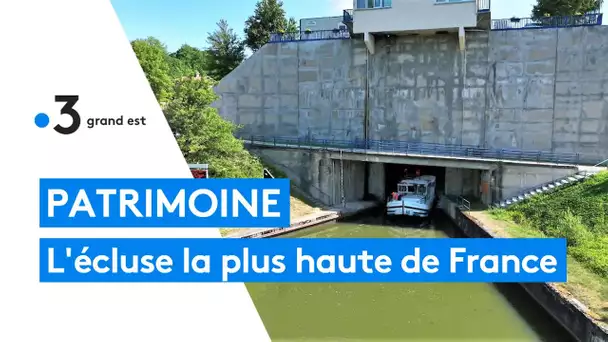 Voici l'écluse la plus haute de France, avec 16 m de chute et un volume de 3.600 m³ d'eau