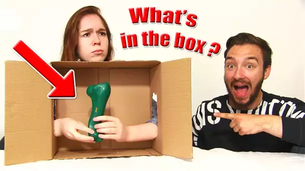 WHAT&#039;S IN THE BOX CHALLENGE en COUPLE !! Prank & SURPRISE WTF !