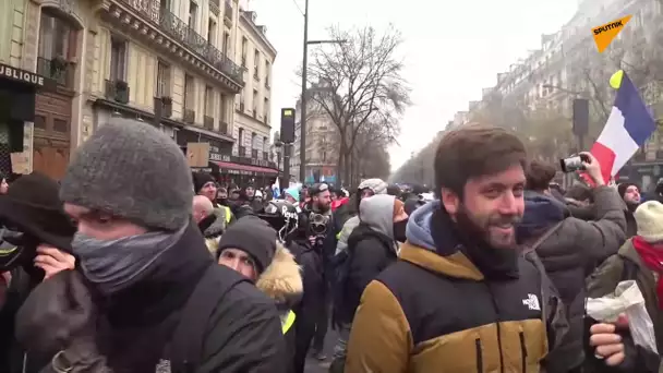 #GrèveDu5Décembre: le cortège parisien s'apprête à s'élancer