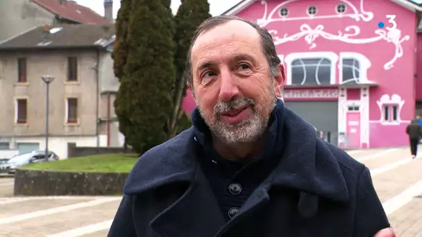 4/4 Fascinant, fragile, parfois agressif... à la rencontre du grand tétras dans le massif du Jura