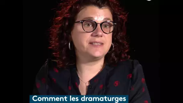 Comment les dramaturges contournent-ils la censure ?