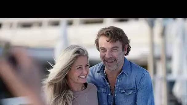 Patrick Puydebat (Les Mystères de l'amour) très tactile avec sa chérie Caroline
