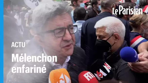 Marche des libertés : Mélenchon reçoit un jet de farine peu avant le départ