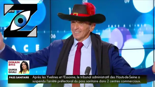 [Zap Télé] C. Kelly offre une panoplie de d'Artagnan à E. Zemmour pour son anniversaire ! (01/09/21)