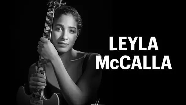 Leyla McCalla en concert privé au studio Harcourt