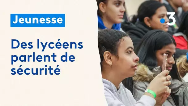 Des lycéens parlent d'info et de sécurité