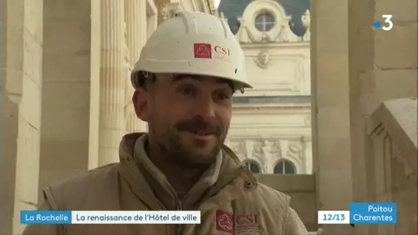 La Rochelle : le travail des artisans du chantier de l'Hôtel de Ville