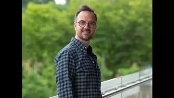 Jarry touchant sur la GPA : « Mes enfants n'ont toujours pas de papiers français »