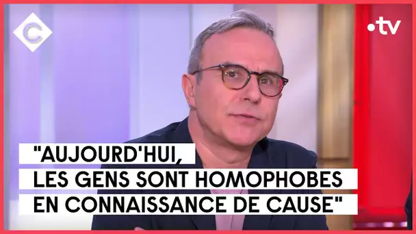 Vivre son homosexualité dans les années 80 - C à Vous - 17/02/2023