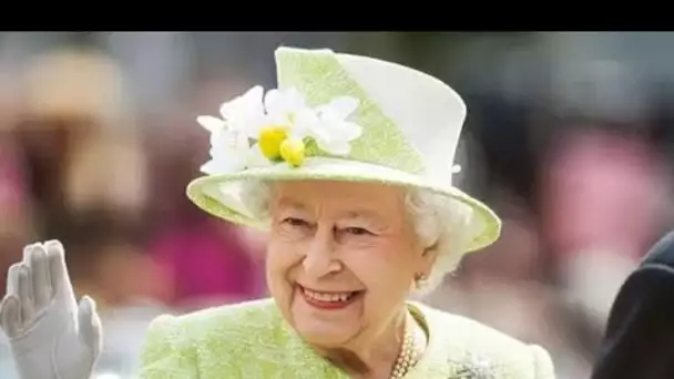 La reine saluée pour son rôle dans la lutte contre le r@cisme au Royaume-Uni: "Tenue dans le cœur