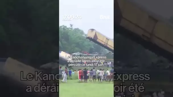 Accident spectaculaire d'un train en Inde