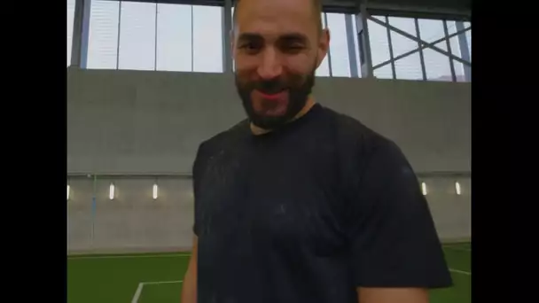 Défi : Karim Benzema face au challenge du crossbar avec une balle de tennis