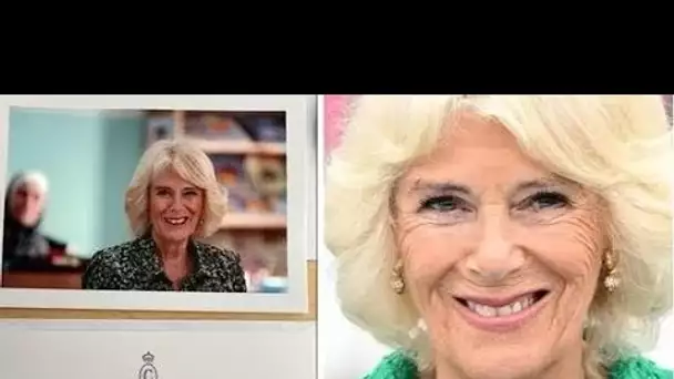 Doublé royal ! Camilla excite les fans avec DEUX lettres personnelles sincères : "Je n'arrive pas à