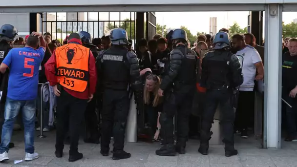 Incidents au Stade de France : le barrage filtrant des policiers a créé un «effet entonnoir»